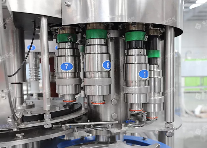 玻璃水男女叼嘿视频