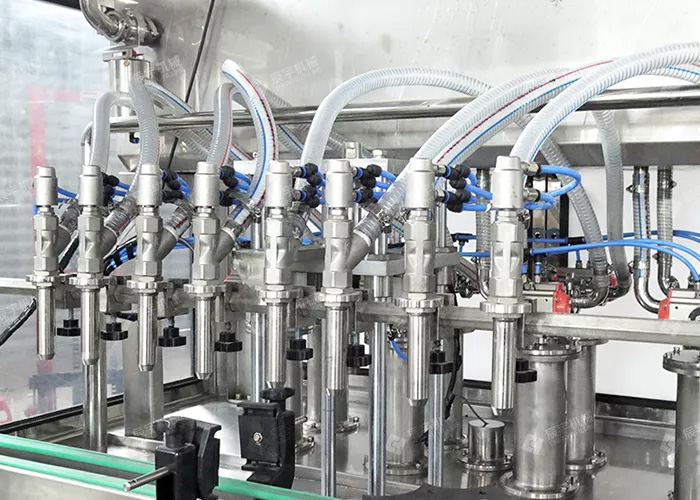 直線式膠水男女叼嘿视频